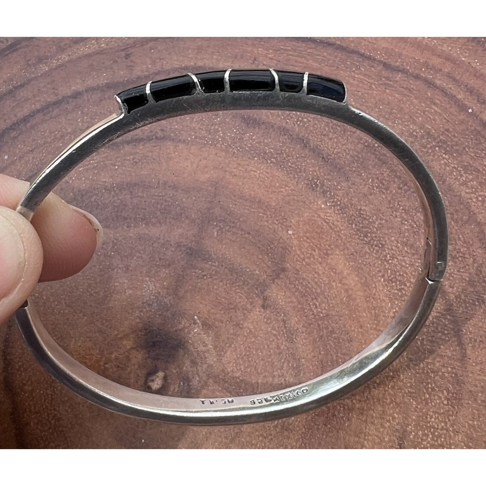 Vtg TAXCO Mexico Black Onyx Inlay Bangle Bracelet 925 Sterling Silver Hinged 24g - Picture 14 of 16